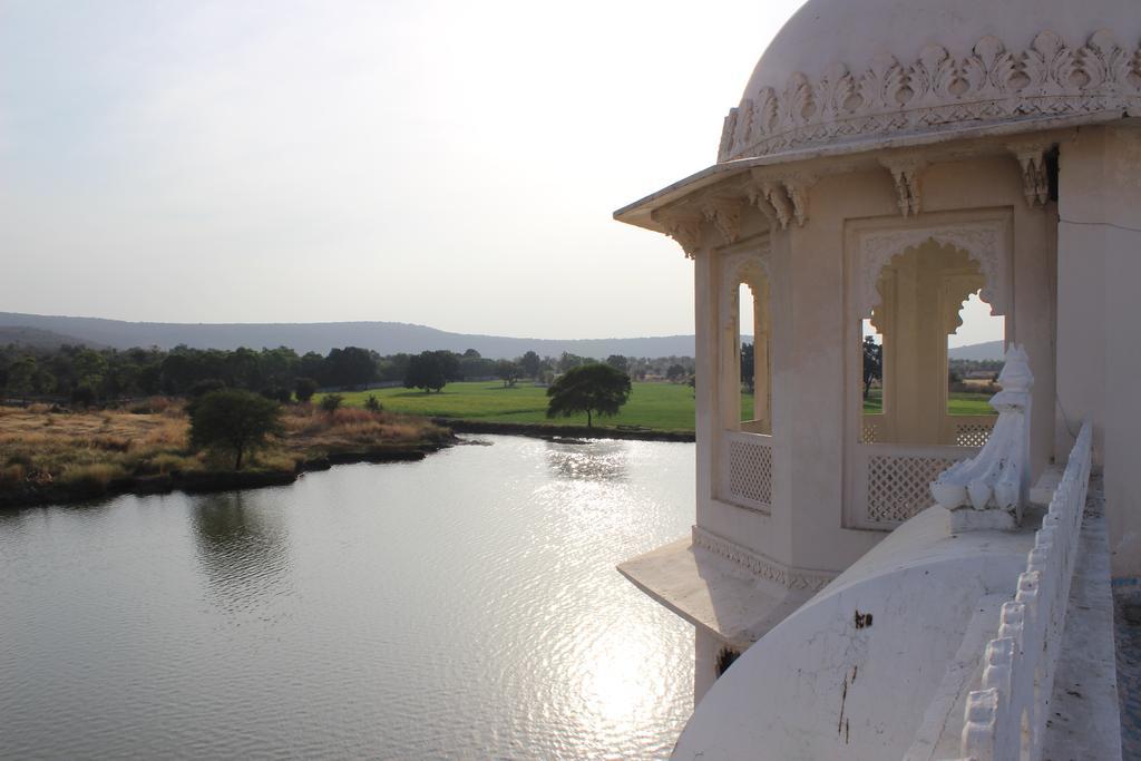 Juesta Lake Nahargarh Palace, Chittorgarh Pārsoli Eksteriør billede