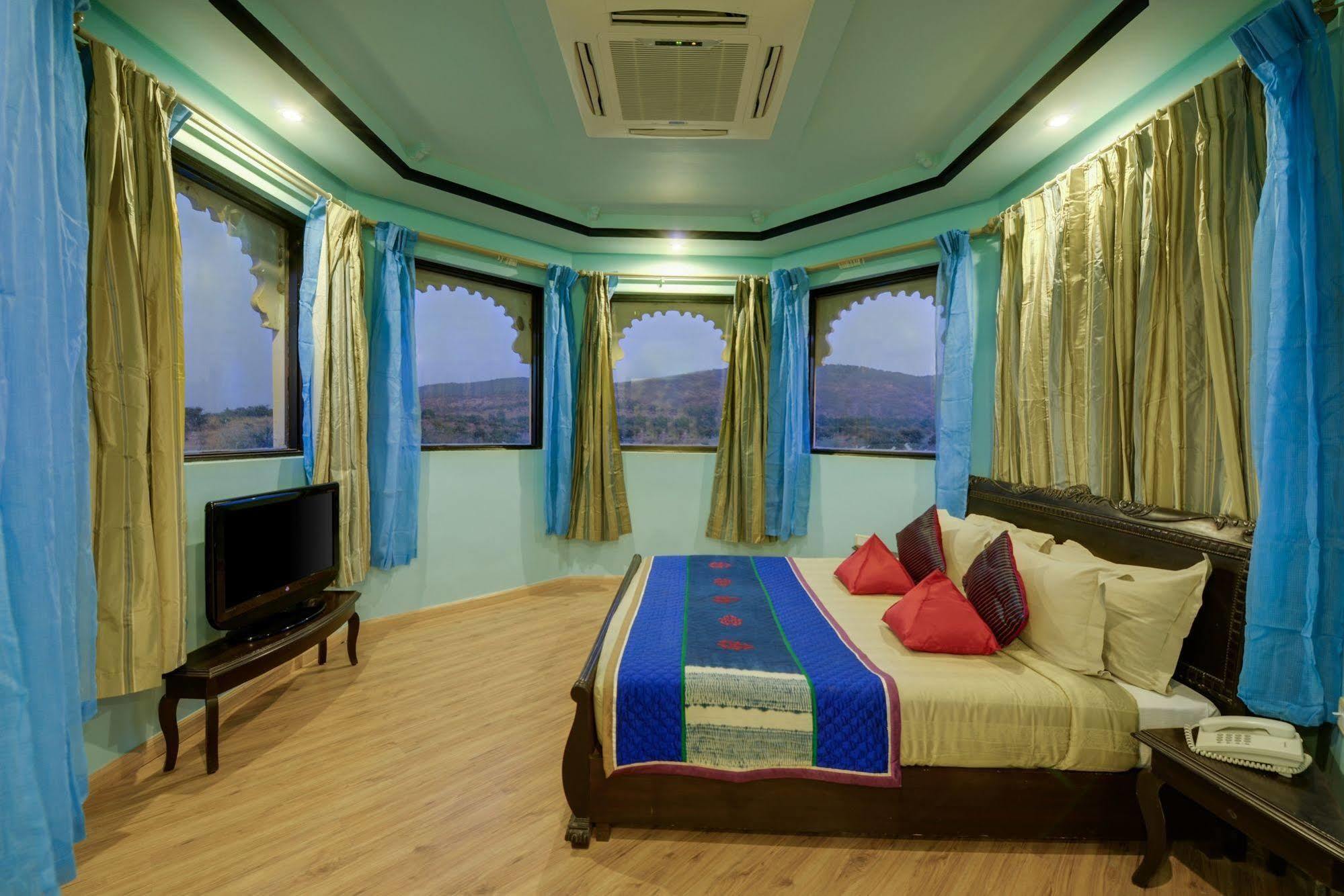 Juesta Lake Nahargarh Palace, Chittorgarh Pārsoli Eksteriør billede